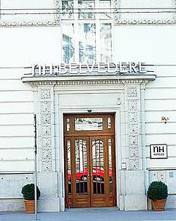 NH Hotel Belvedere / 